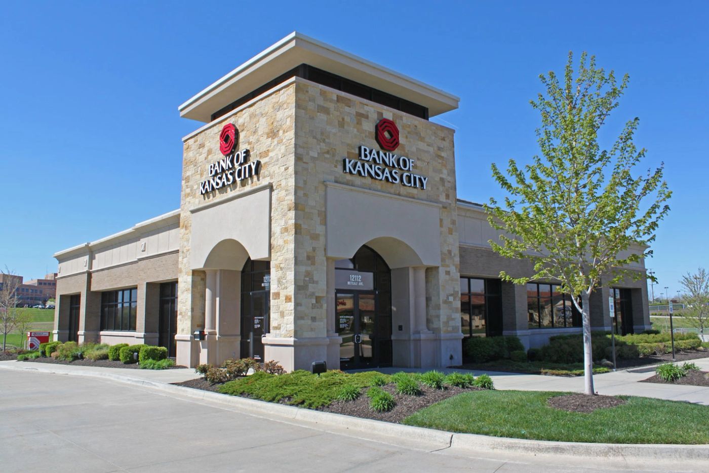 Natural stone veneer on a finished Kansas City building